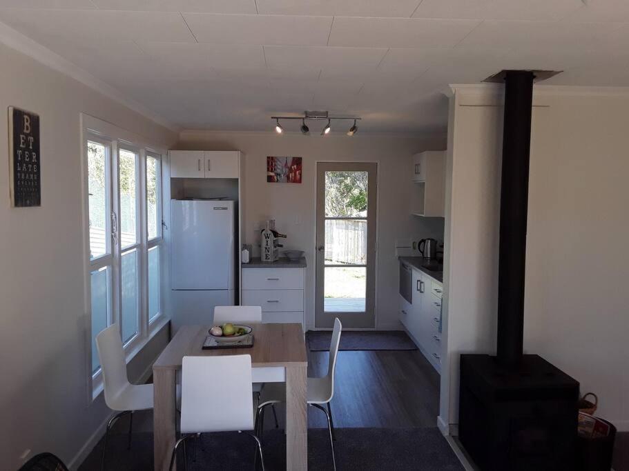 Relaxed Beach Retreat, Mod Family Friendly Bach Foxton Beach Esterno foto